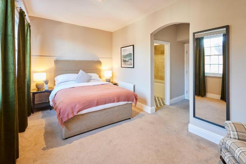 The Raven Hotel At Much Wenlock By Purestay Dış mekan fotoğraf